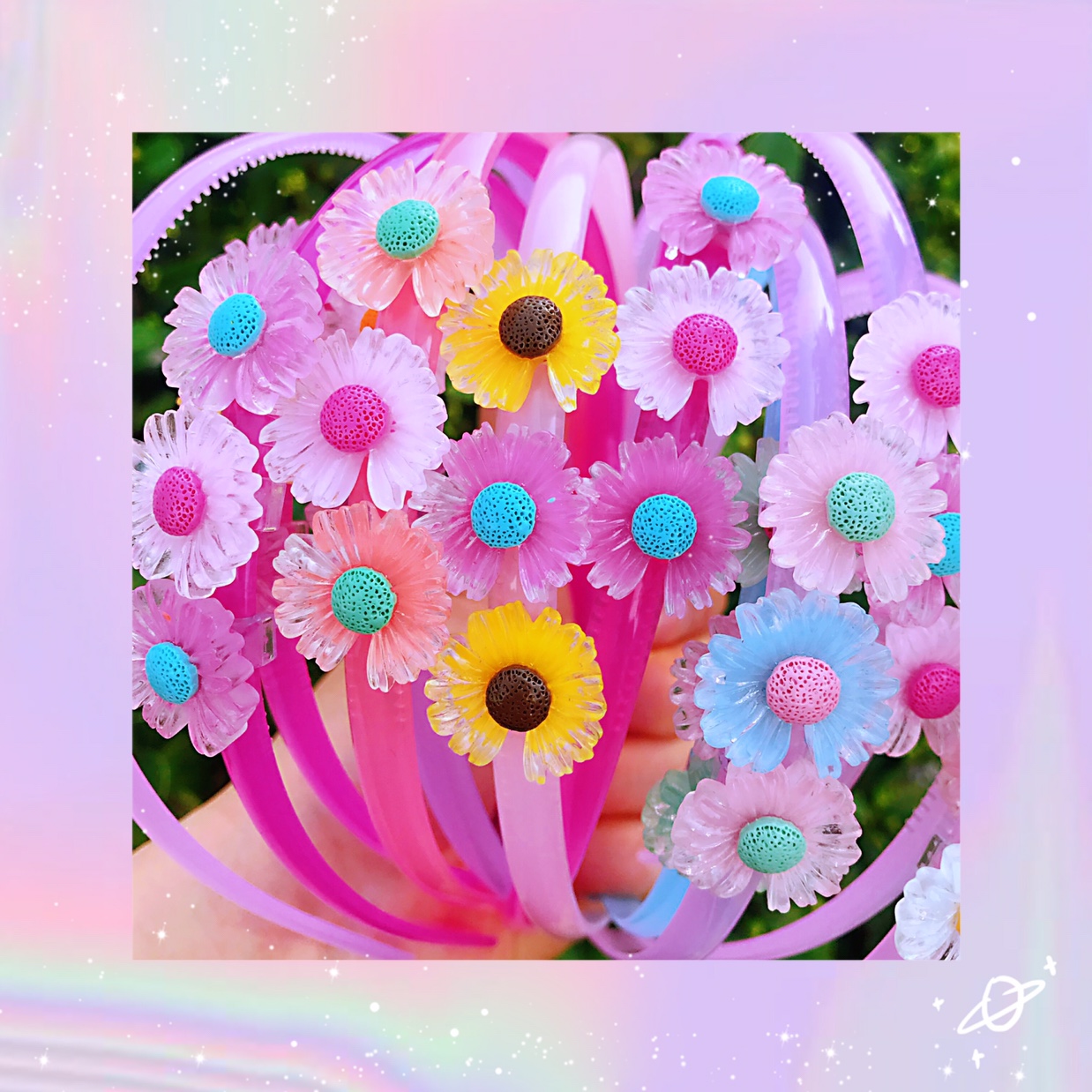 Daisy head buckle thumbnail