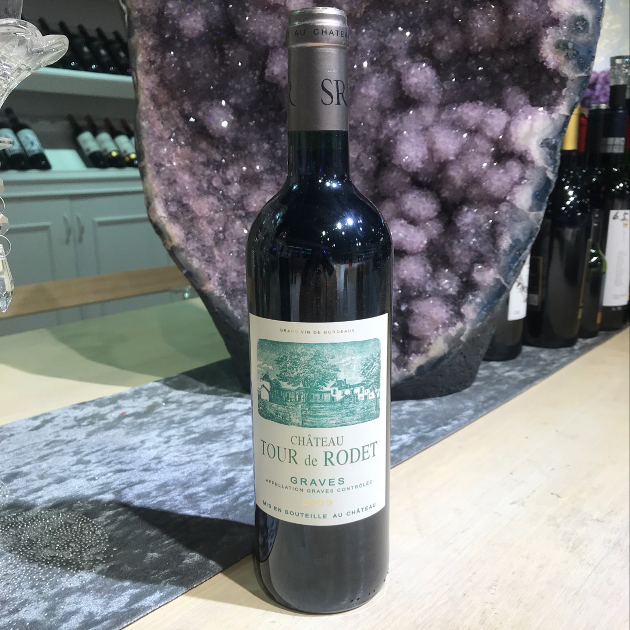 Chateau Latourud Chateau Dry Red Wine