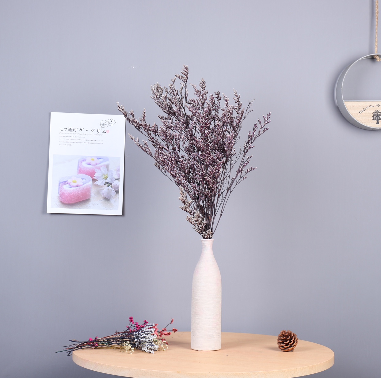 A variety of colors are available for love grass, dried flower bouquets, furniture, decorations and ornaments Item Picture