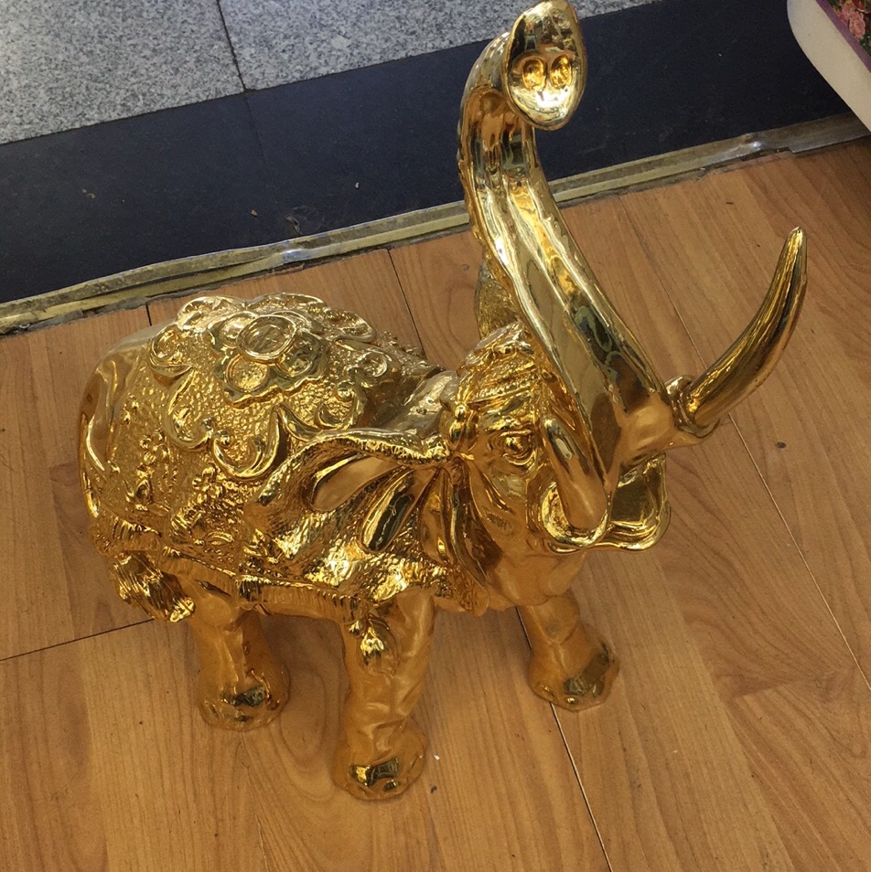 Electroplating elephants thumbnail