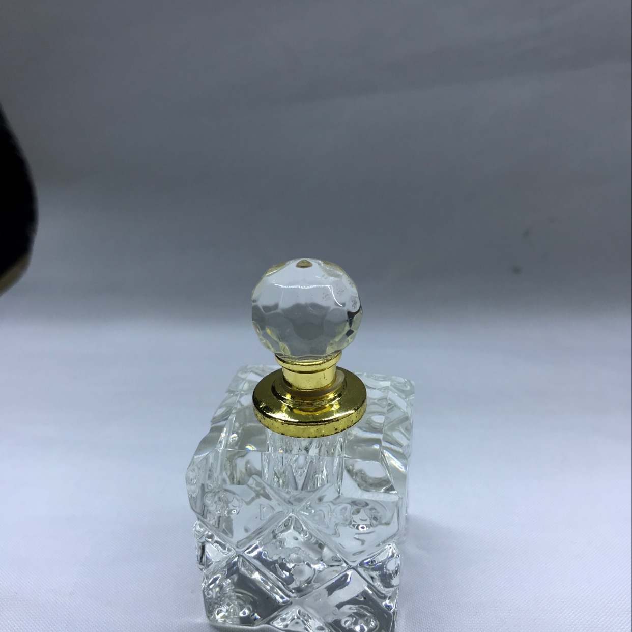 Crystal perfume bottle thumbnail