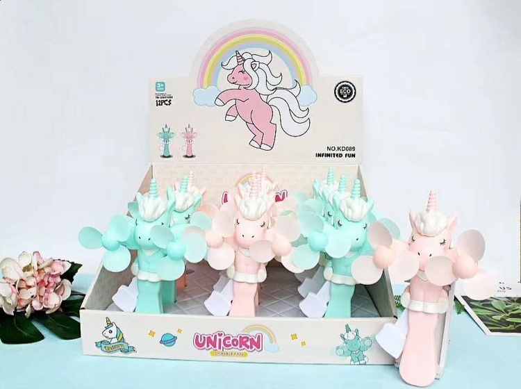 Children's Day toys - small fans, hand-pressed small fans