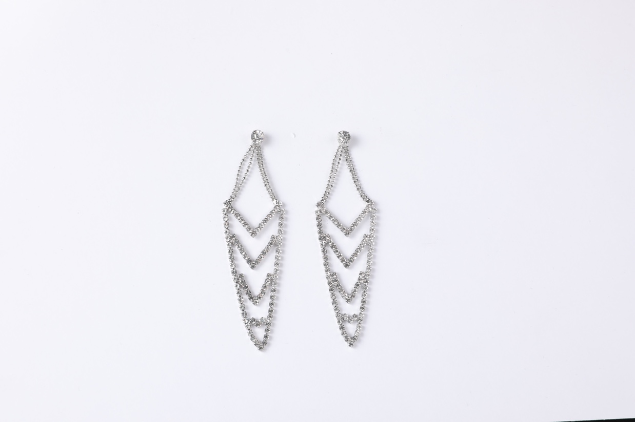 Korean version Korean-style jewelry earrings, chain, claw chain, full diamonds, super dazzling, Billon -37 details Picture