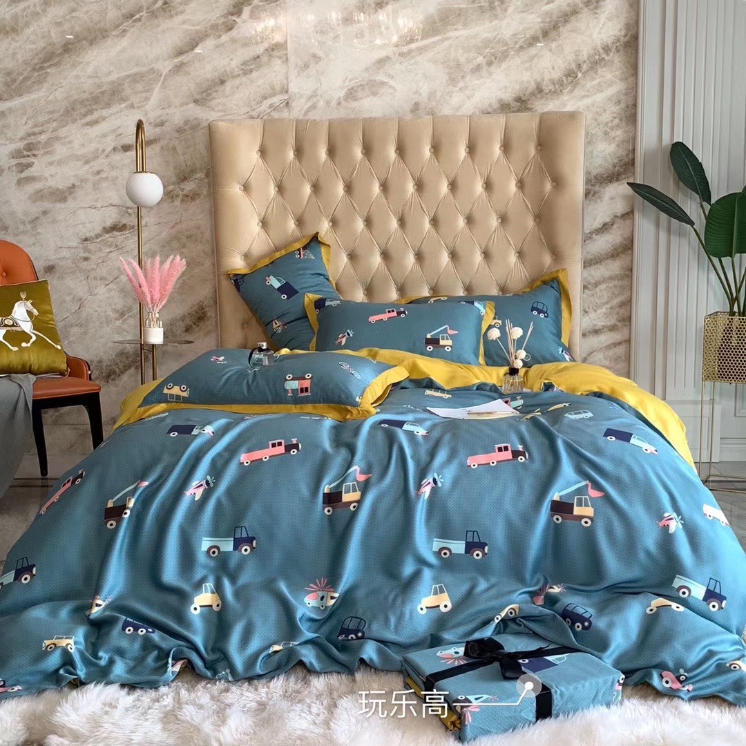 60 pieces of genuine 💯 100% Lyocell lanjing tencel fabric 👏 both group purchase and wholesale customers are welcome undefined