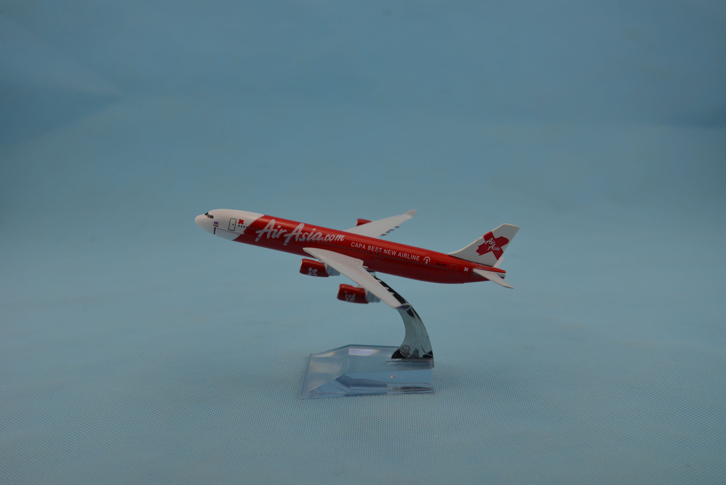 飞机模型（马来西亚亚洲X航空A340）合金飞机模型 金属飞机模型