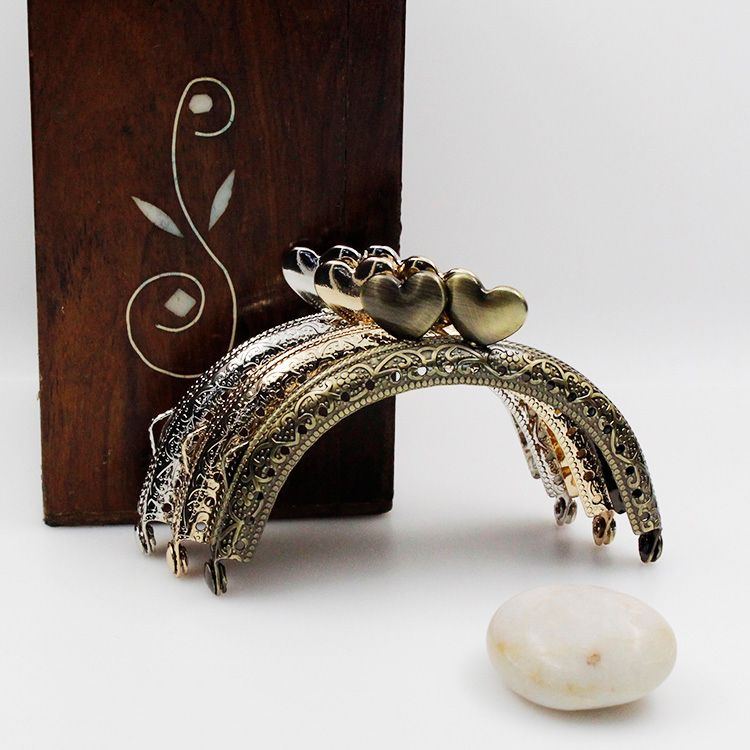 Case accessories 8.5cm semicircle embossed pinhole single ear mouth heart head gold silver/gold/bronze/gun black