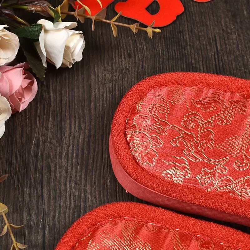 Wholesale of red-cut wedding slippers for husbands and wives, wedding supplies, open red embroidered slippers from the manufacturer detail image 6