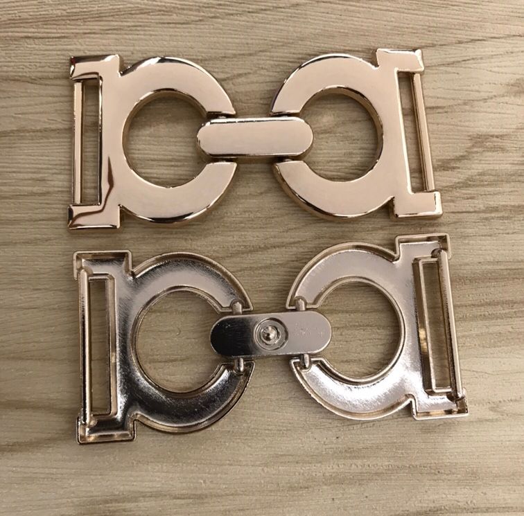 服装辅料大衣外套合金三档日子扣Ｄ字扣桃心图案配件详情图7