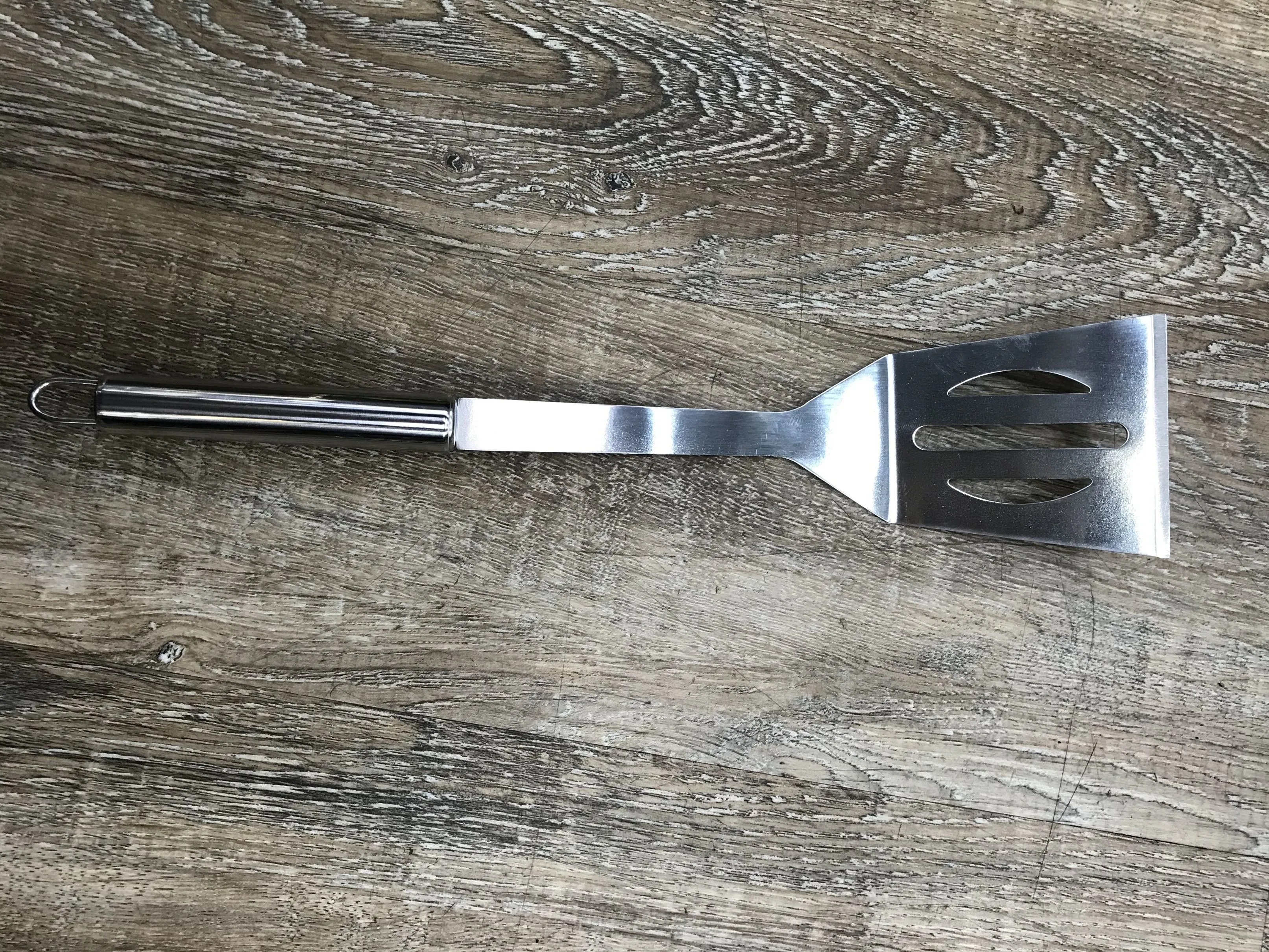 Outdoor household barbecue tools: barbecue spatula, barbecue fork, barbecue tongs, barbecue tool aluminum box three-piece set detail image 7