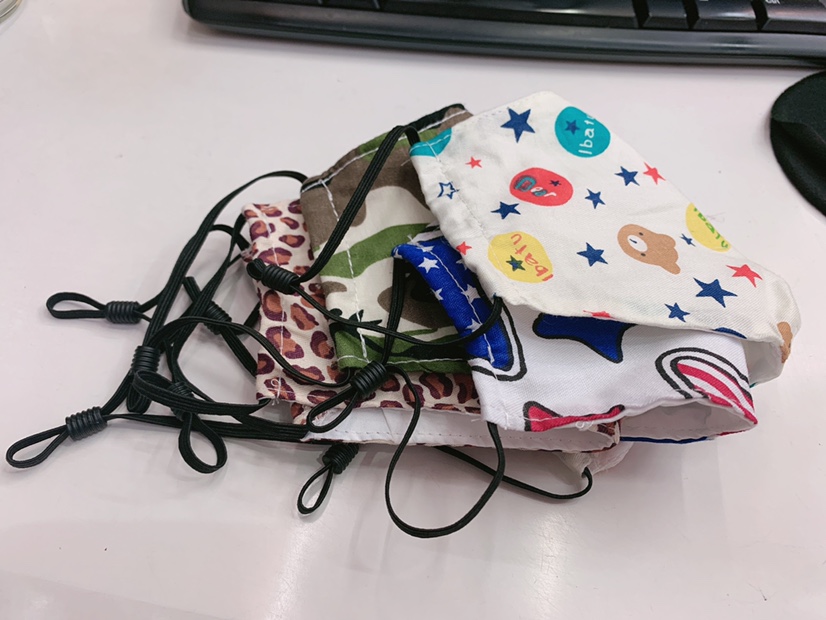 Three layers of cloth fiber respirators for adults and children can shrink with drawstring, can be reused, can be washed, breathe freely and have good quality certificates thumbnail