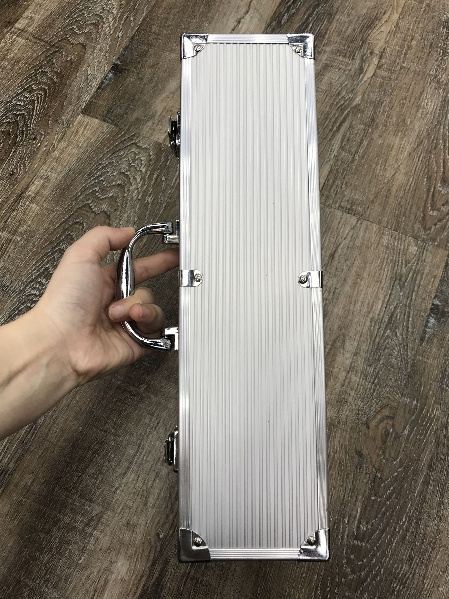 Outdoor household barbecue tools: barbecue spatula, barbecue fork, barbecue tongs, barbecue tool aluminum box three-piece set details Picture