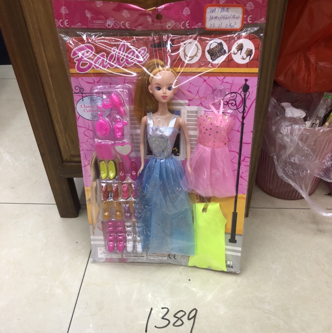 芭比娃娃纸卡装 一件240PCS  整件起批