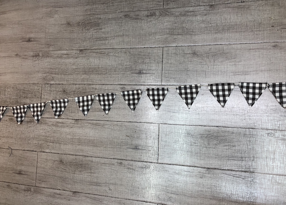 15片黑白格布旗帜 布绳