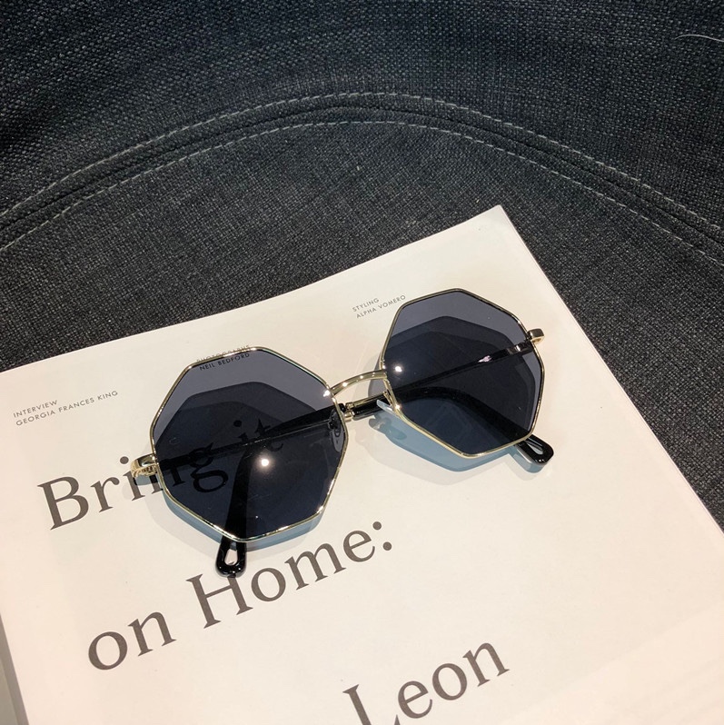 Fashion trend sunglasses for men and women