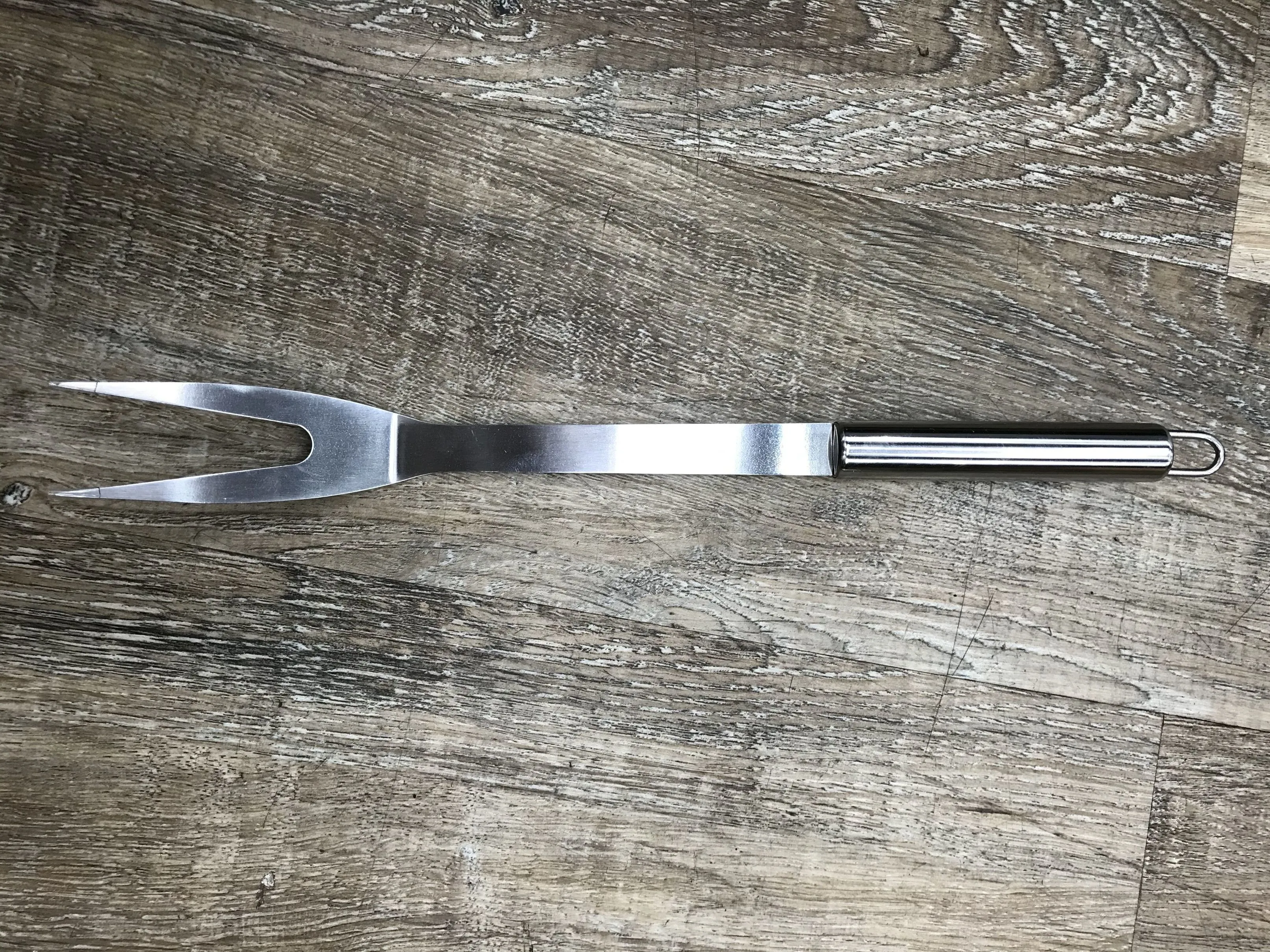 Outdoor household barbecue tools: barbecue spatula, barbecue fork, barbecue tongs, barbecue tool aluminum box three-piece set detail image 5