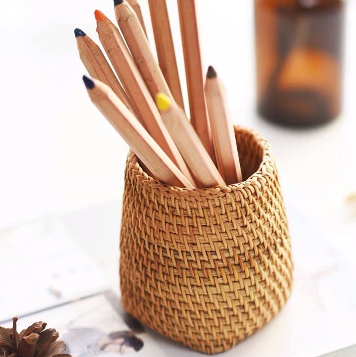 天然纯手工越南藤编天圆地方笔筒9cm*10cm细节图