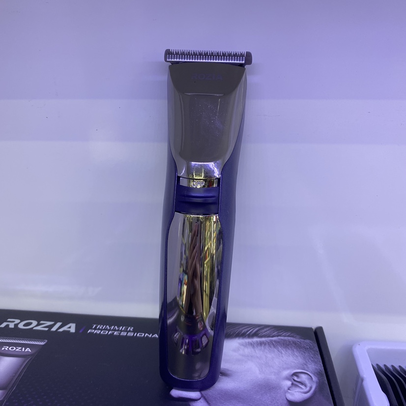 ROZIA Professional Hair clipper HQ238 for bald heads Application Scenario