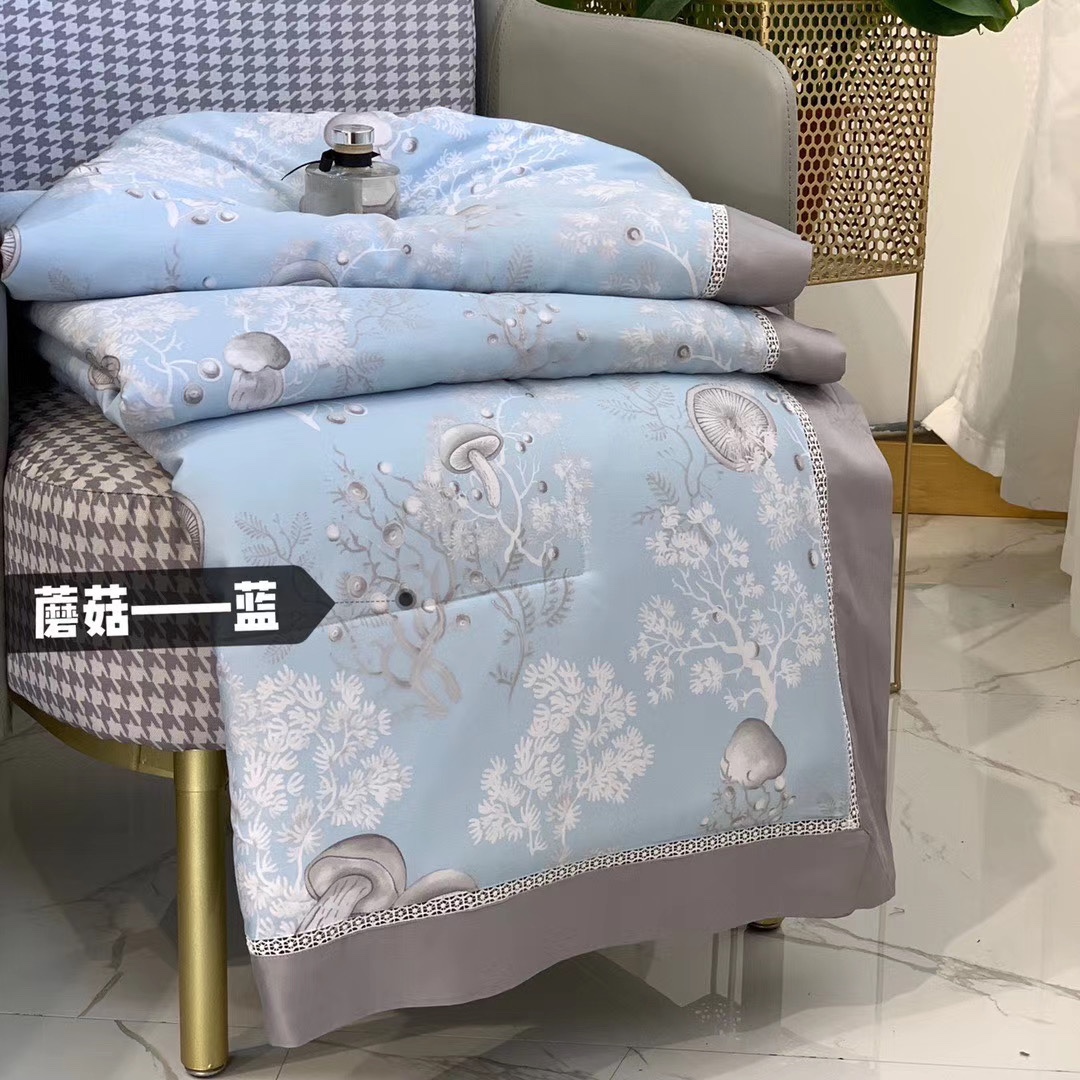 Austrian Tencel Hollowed-out Summer [Specification] Standard 200*230cm, Enlarged 220*240cm, 20 yuan more expensive ⚠ This product supports return and exchange. Good quality goods don't wait for you! Come on, those who understand the goods!