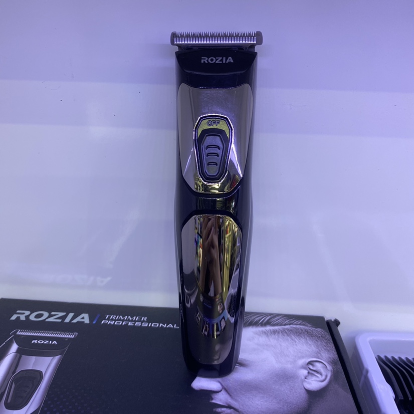 ROZIA Professional Hair clipper HQ237 for bald heads Application Scenario