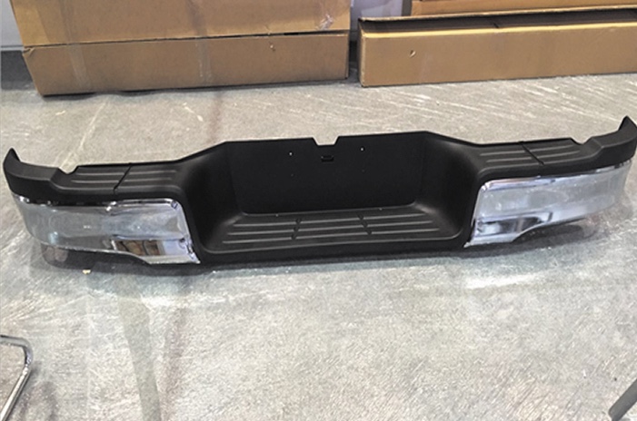 2015+HILUX REVO REAR BUMPER OE 后杠（REVO72A)