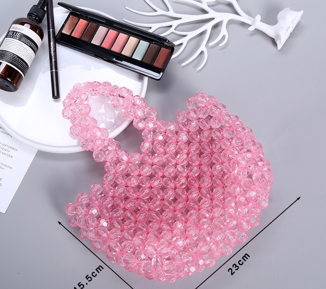 2020 New style hand-held crystal bag, diy handcrafted beaded bag, fashionable women's acrylic ins hand-woven bag in stock Application Scenario