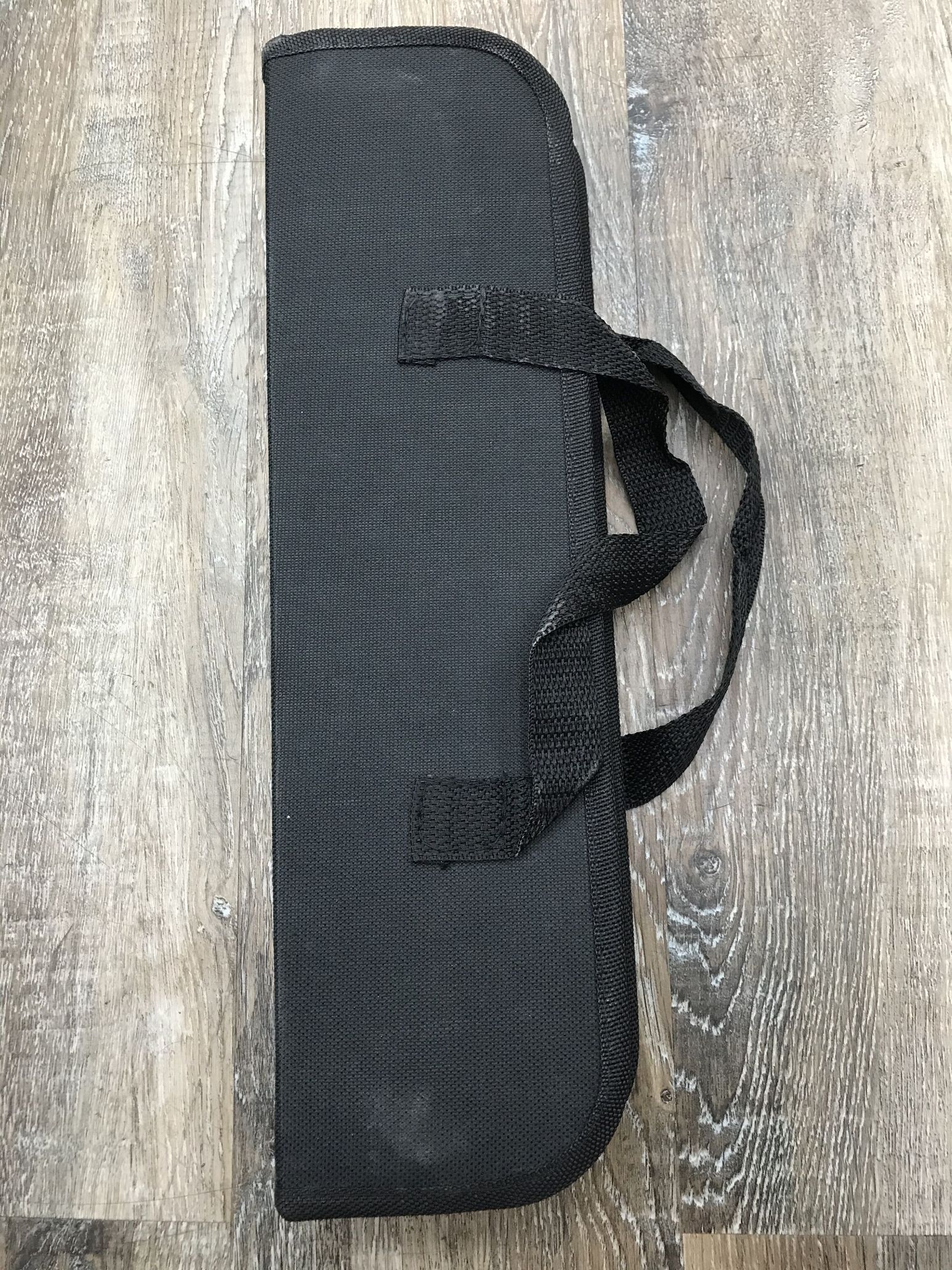 Three-piece set of outdoor household barbecue tools: barbecue spatula, barbecue fork, barbecue tongs, and barbecue tool cloth bags Application Scenario