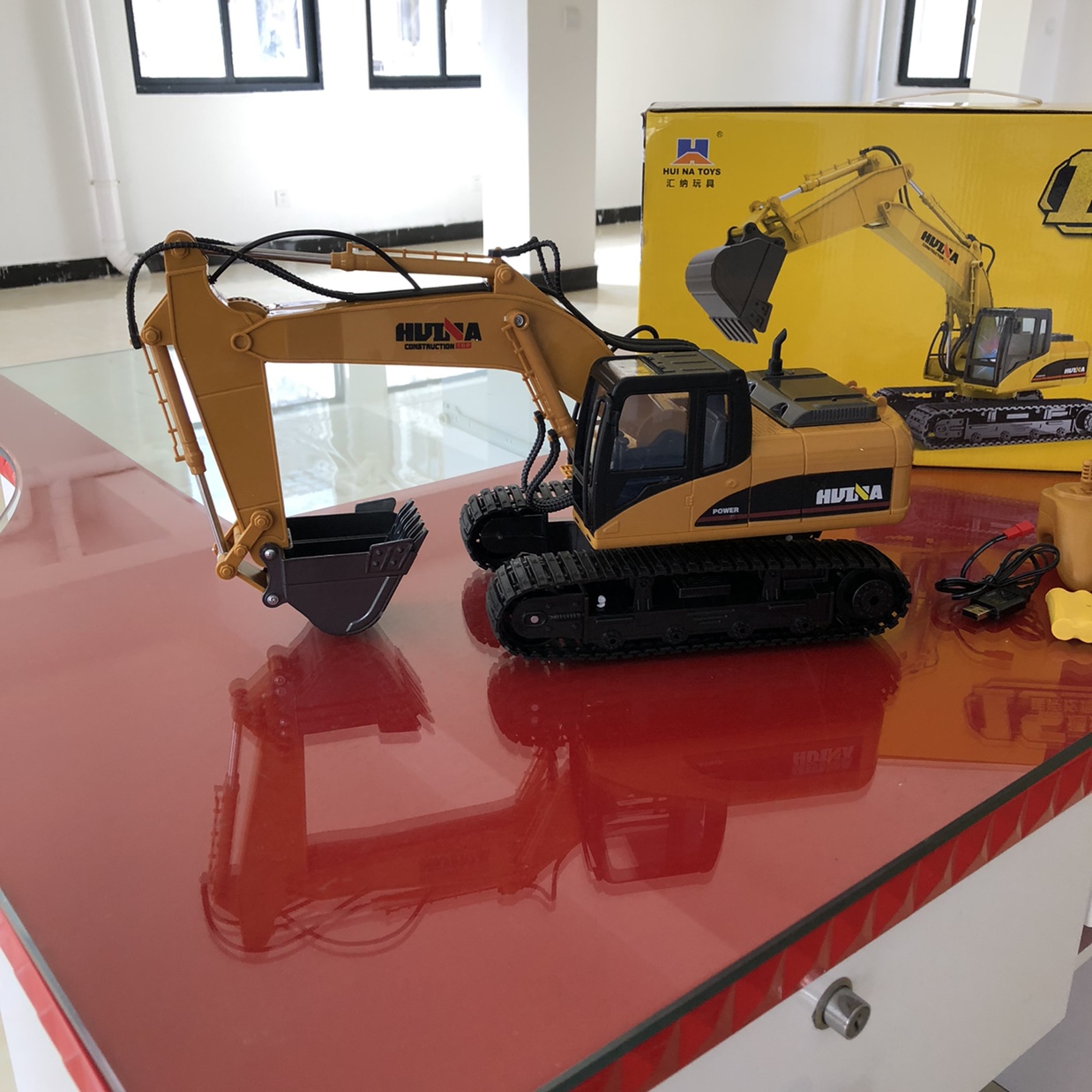 合金遥控挖掘机