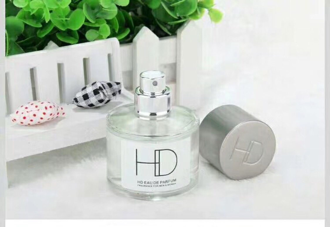 Heidi HD eponymous perfume details Picture