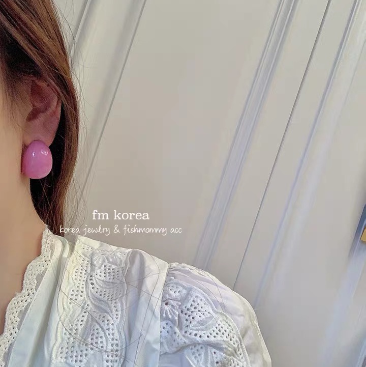 Korean InS-style retro metal colorful fashionable and popular simple and individual earrings Specification image