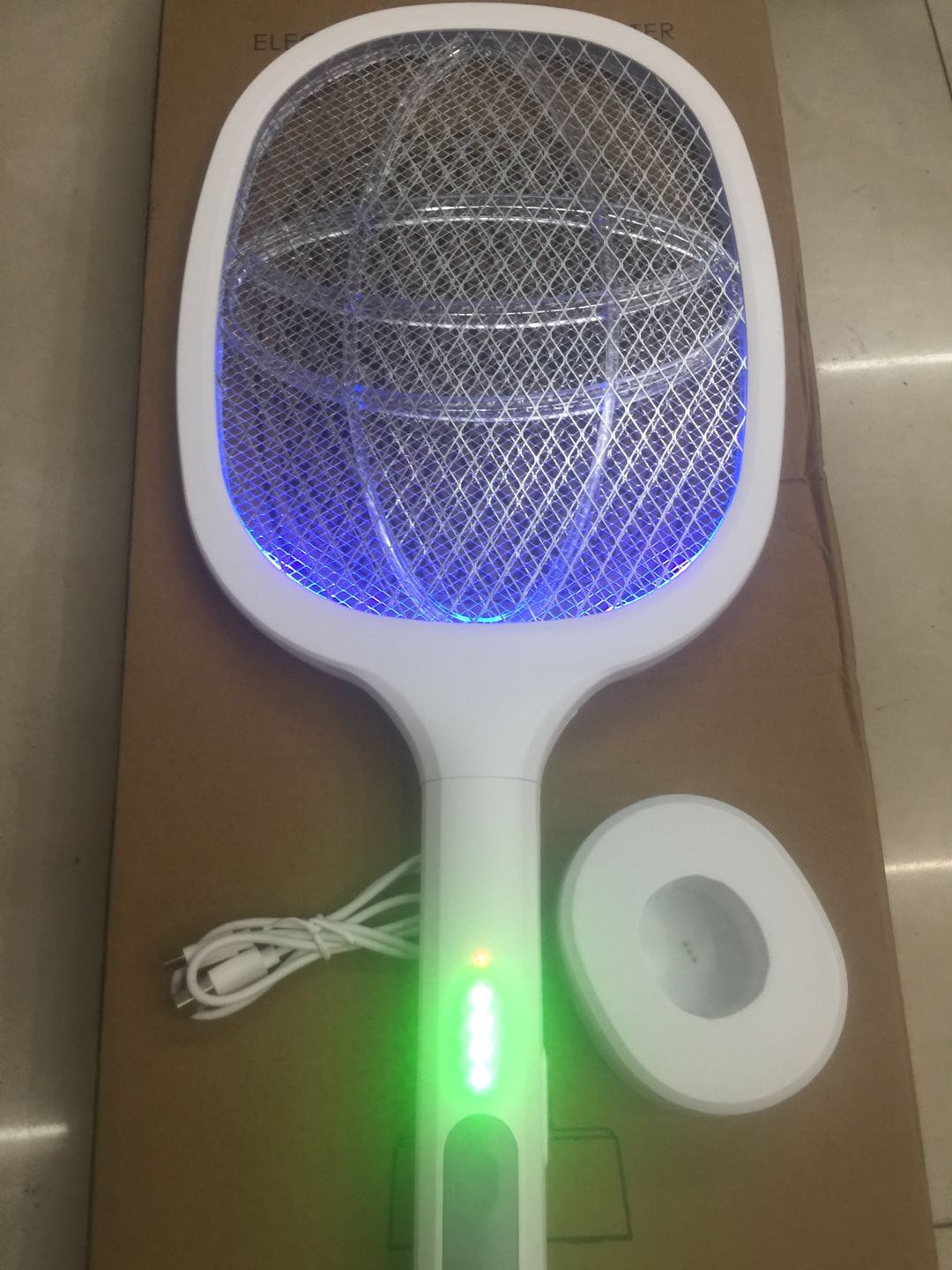 新款灭蚊灯灭蚊拍合一智能多功能白色USB充电带支架家居户外野营详情图2