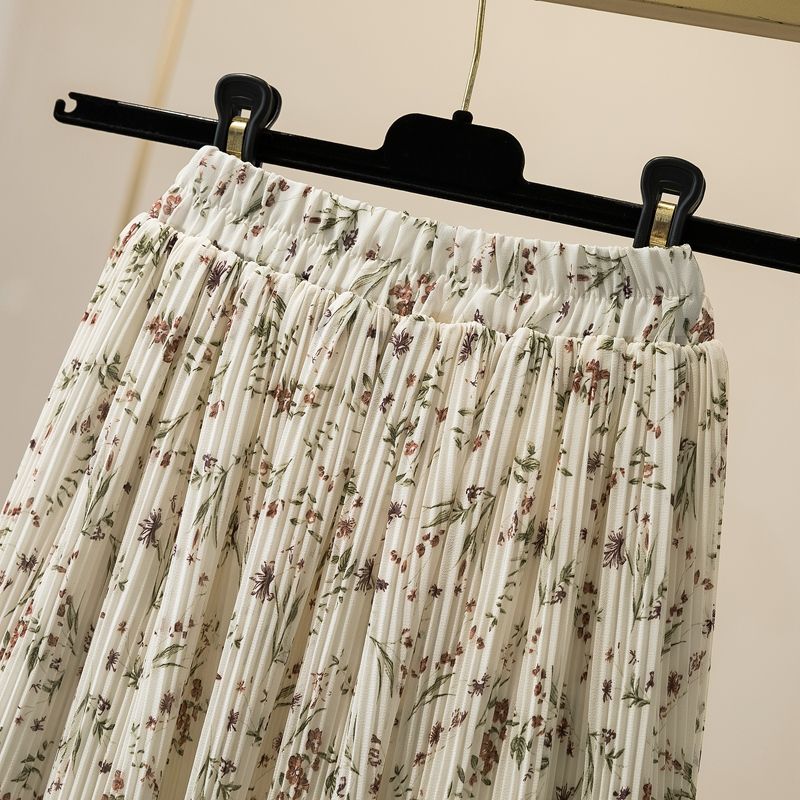 Floral print skirt for women 2020 summer, thin chiffon A-line skirt, high-waisted mid-length skirt with pleats and large swing detail image 20