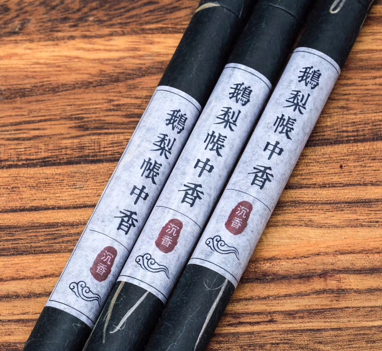 The incense sticks, incense sticks and incense in the goose pear tent are all made in accordance with ancient methods and formulas. They are made by blending pure natural goose pear juice with Cambodian agarwood, old mountain sandalwood and dragon's saliva in a certain proportion. qing Specification image