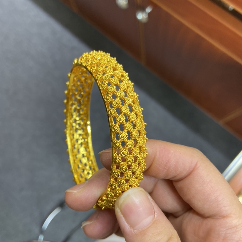 西双版纳泰国饰品首饰泰式黄金手镯