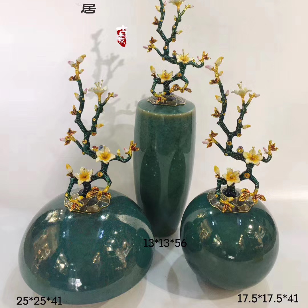 Enamel-colored craft ornaments