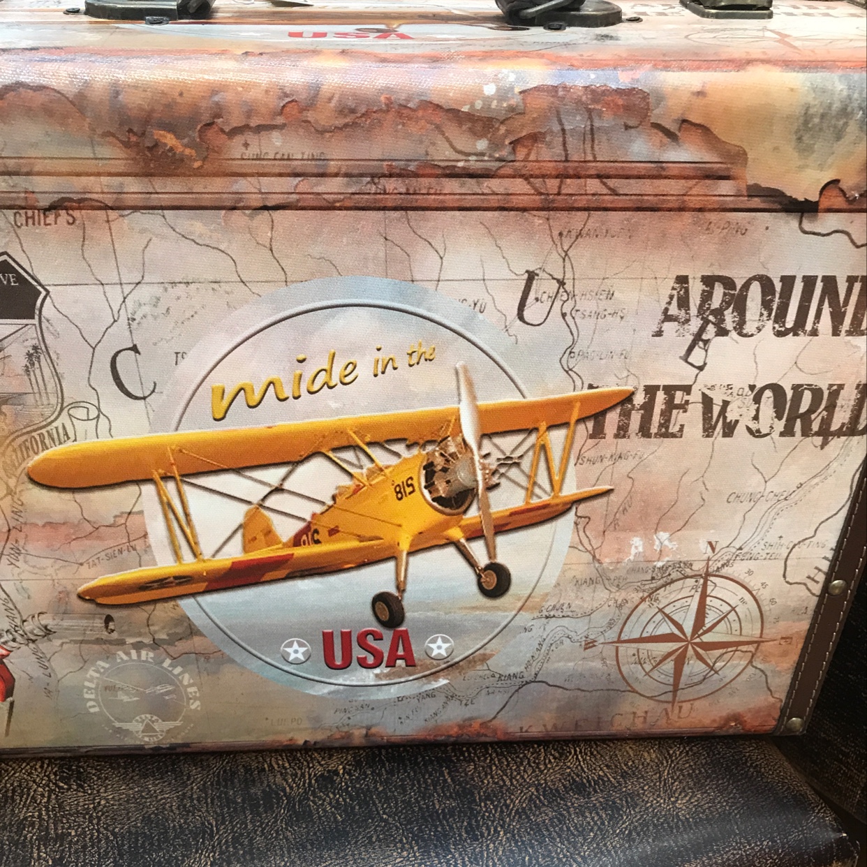 Vintage handbag 11613 details Picture