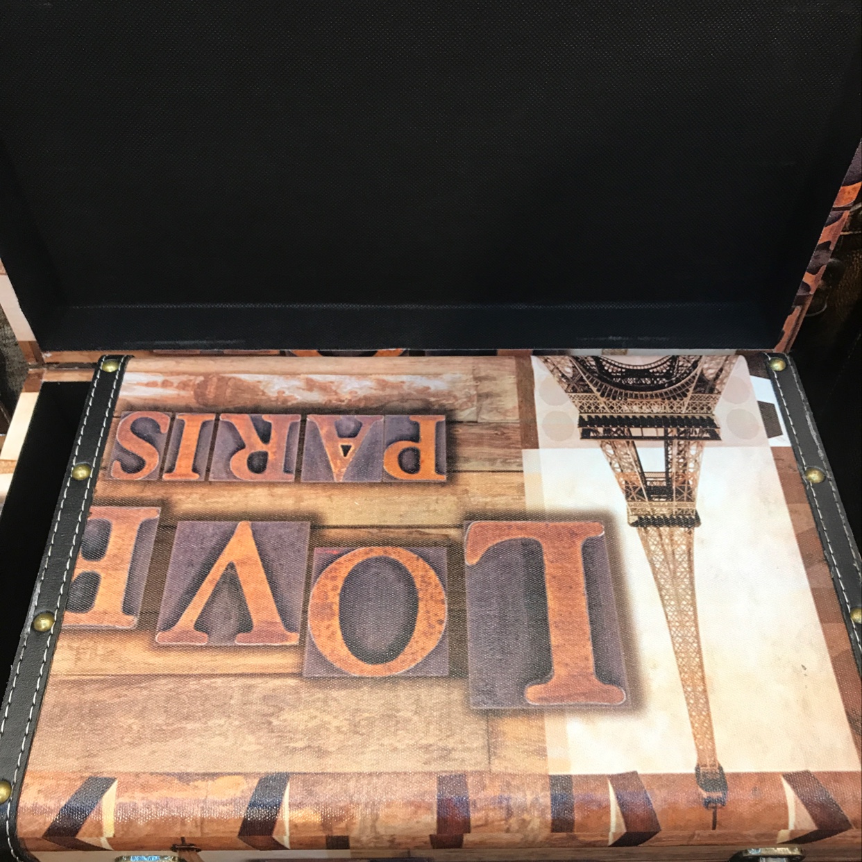 Vintage handbag 11658 Application Scenario