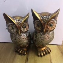 Resin lovers owl
