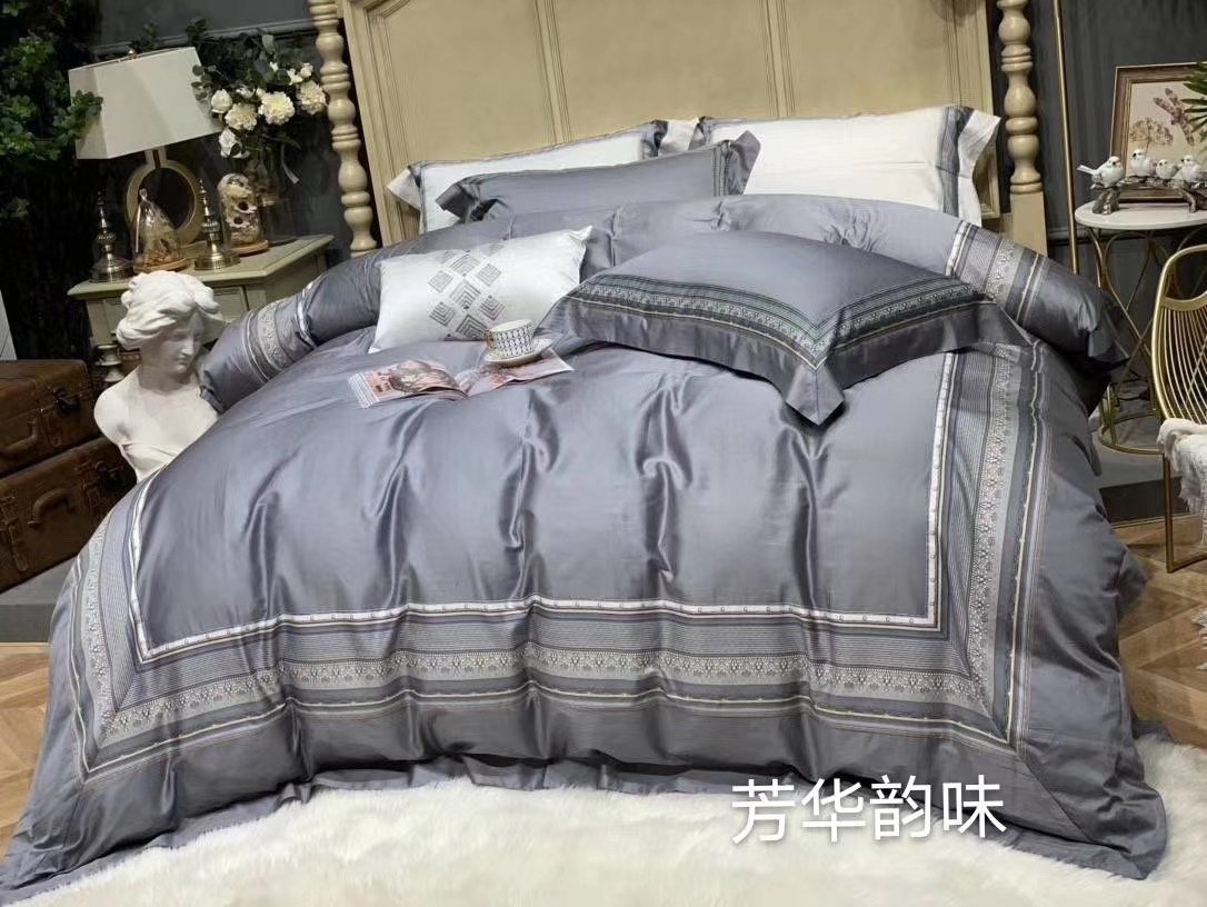 60-count long-staple cotton digital printing + splicing process Zhenai series bedding four-piece set solid color series Application Scenario