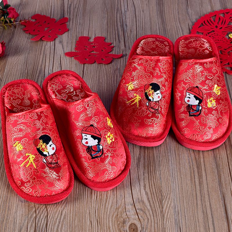 Full package wedding slippers wedding hundred years together with red embroidery indoor slippers thumbnail