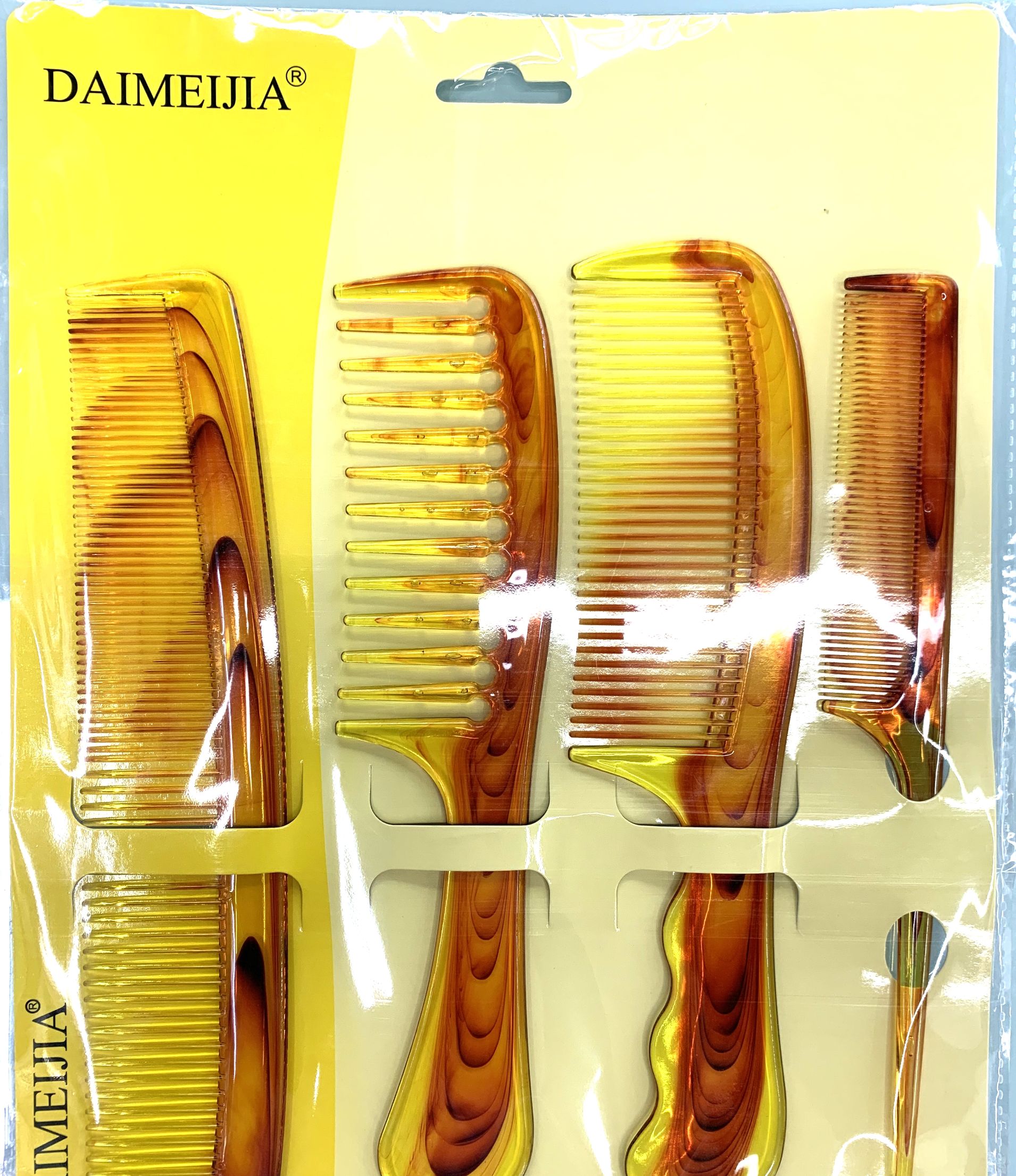 P13 Household convenient thickening suction card net red four-piece comb special color comb hair salon does not support retail
