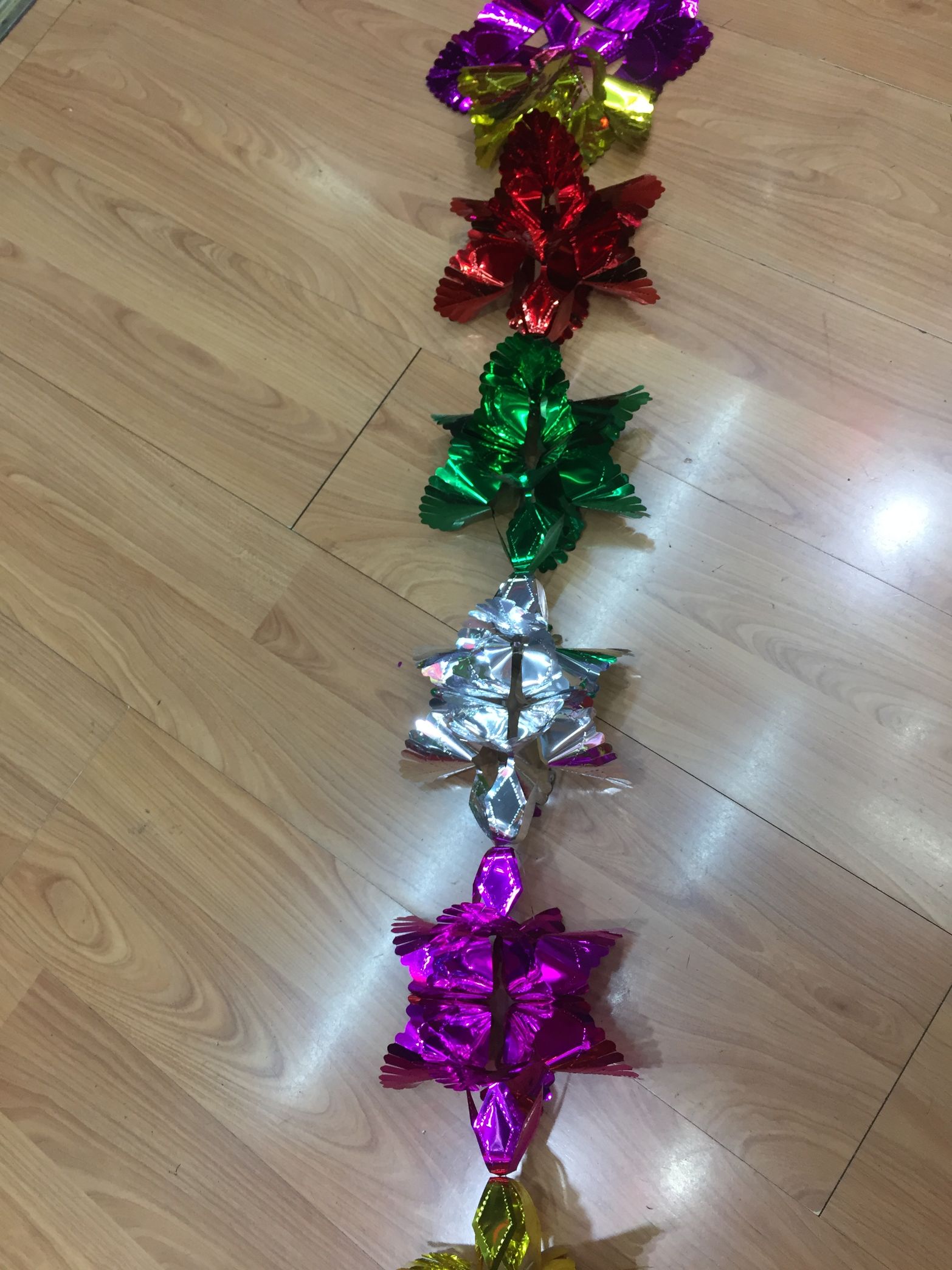 Christmas hand pull thumbnail