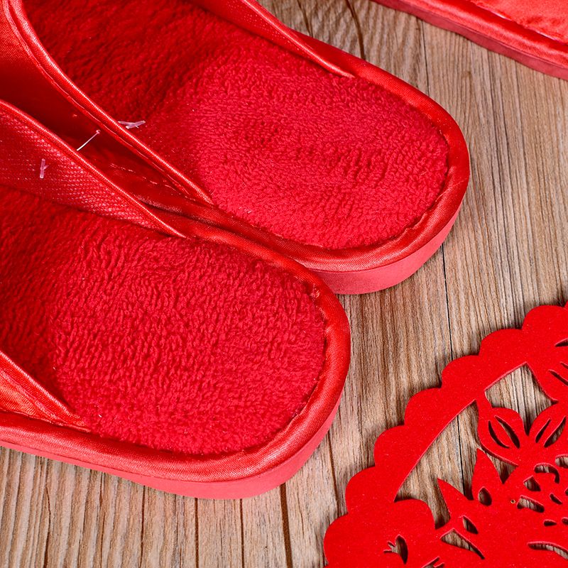 In-stock wedding slippers, wedding supplies, colorful husband and wife embroidered slippers, festive red slippers manufacturer detail image 5