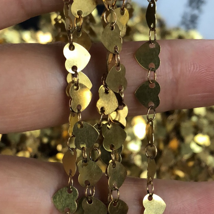 Peach heart chain thumbnail