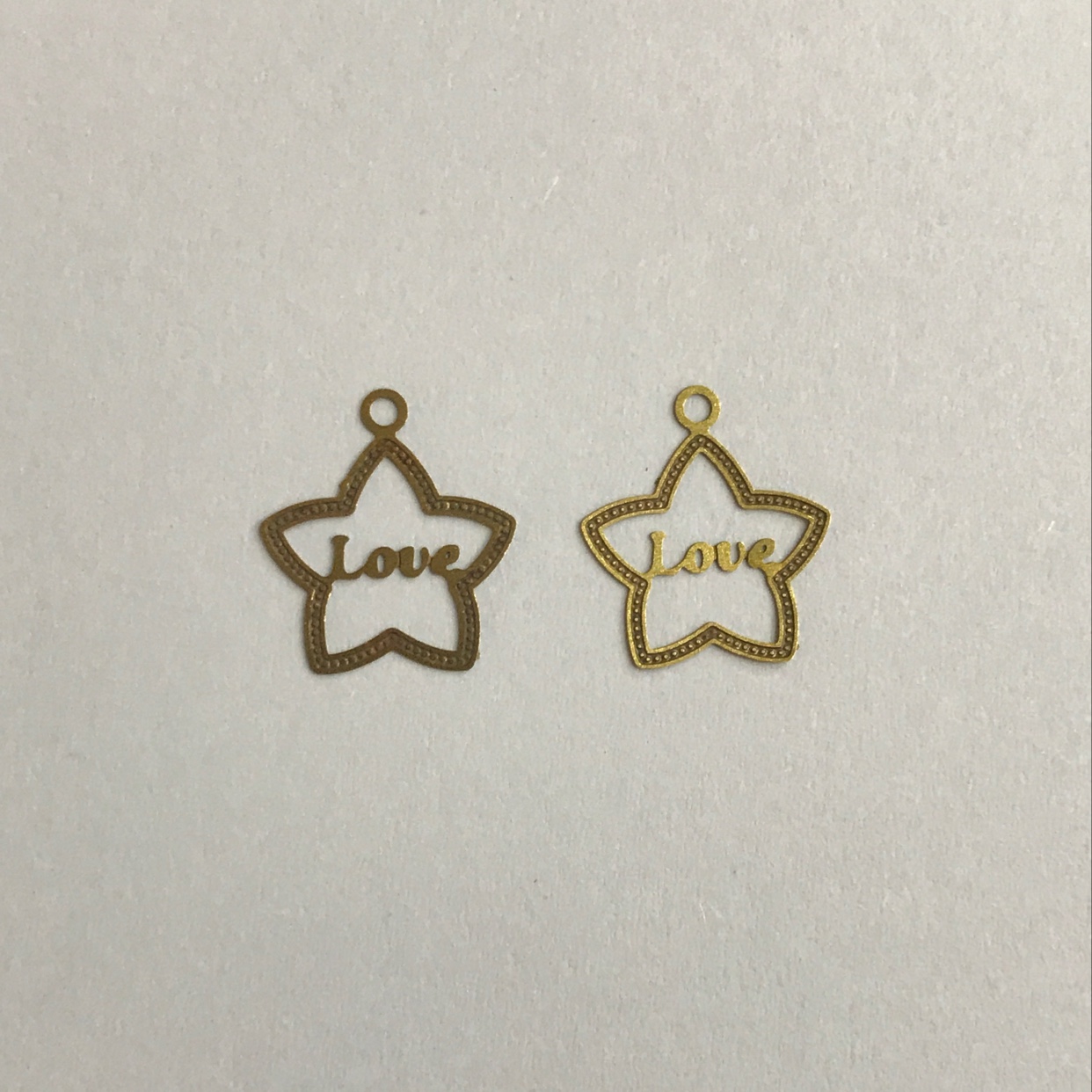 飞特电脑片E3-8713 环保腐蚀片黄铜片 镂空五角星字母LOVE工艺品，饰品配件，耳环手链项链吊坠耳饰