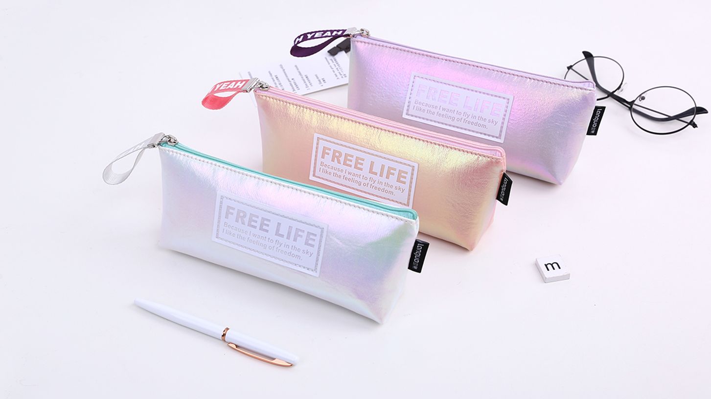 Yiwu Selection dazzle wind tide boat shape pen bag /28708