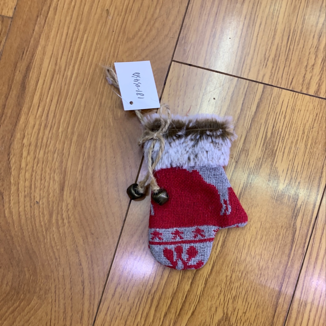 鳥 厂家直销港泰工艺万圣节工艺手套017 款