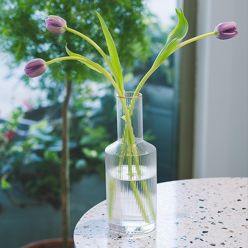 European-style light luxury hand-painted vertical striped transparent glass vases, creative flower arrangements, living room coffee table decorative items, factory direct sales and wholesale