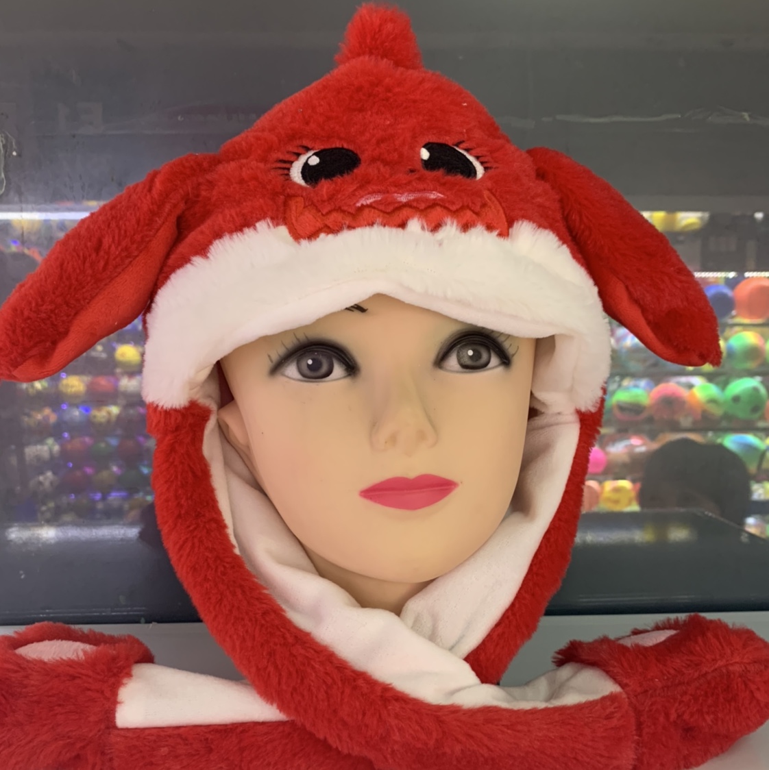 红色发光会动帽子