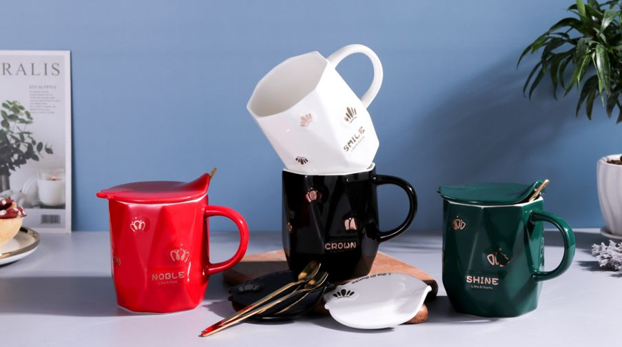 Yiwu Good Goods - European Crown Cup With Cover 2022 New Manufacturers