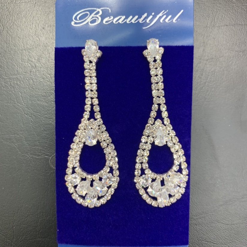 Korean water drop shape with zircon rhinestones pop earrings